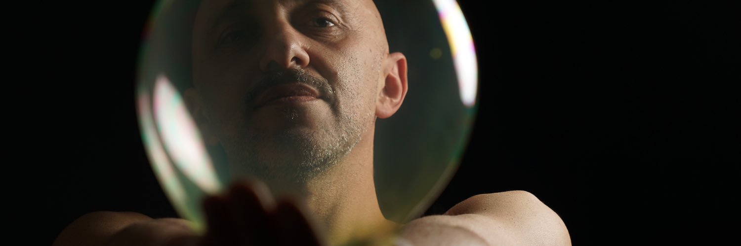 santyrusso's profile banner image