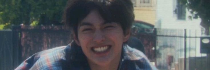 this user kinda ia banner