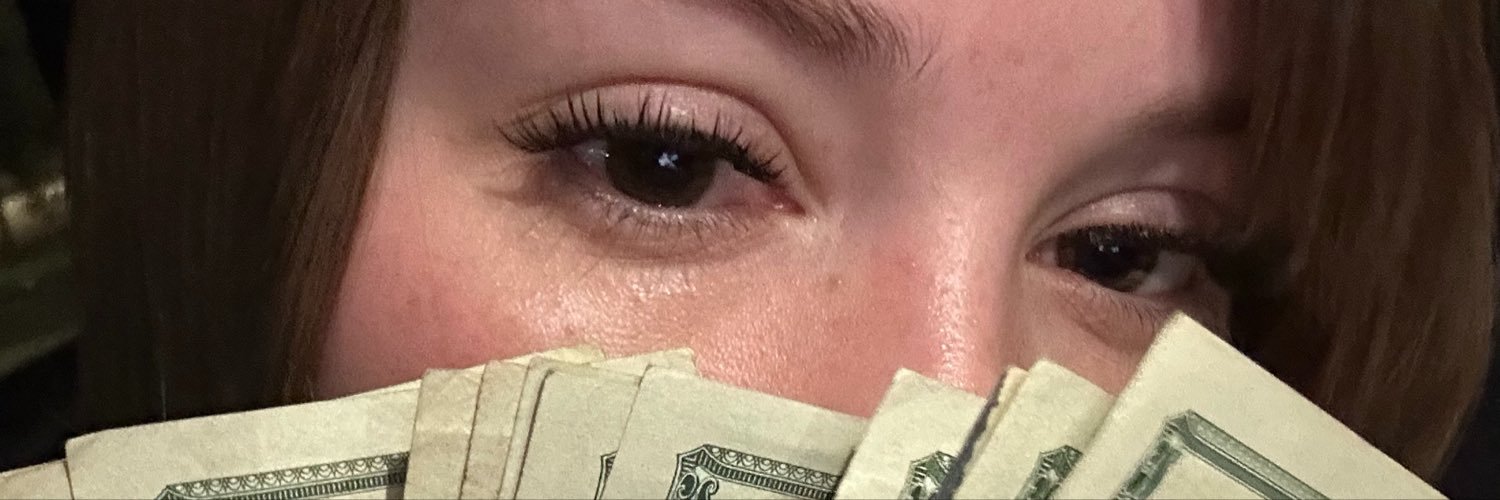 rowanxxy's profile banner image