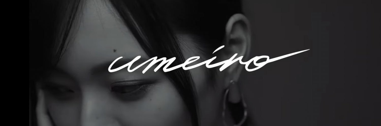 モ ナ カ 。 banner