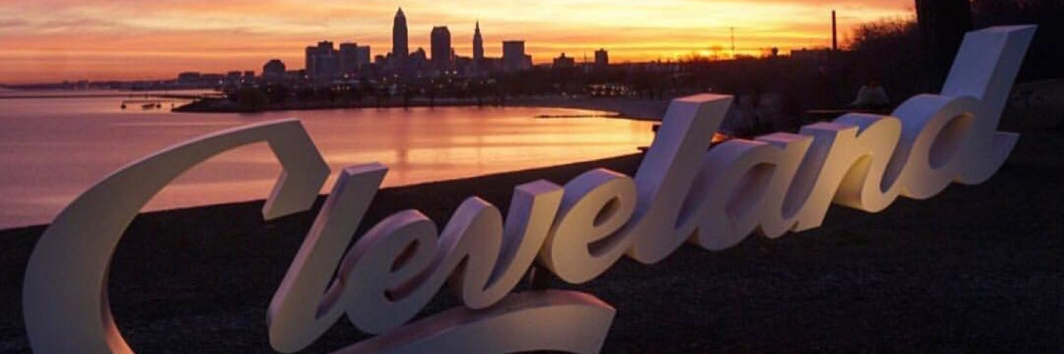 YA_330's profile banner image