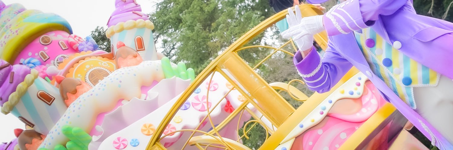 t o m o 🧸𖤐 banner