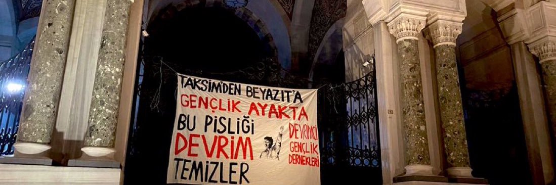 bir gün tek başına's banner