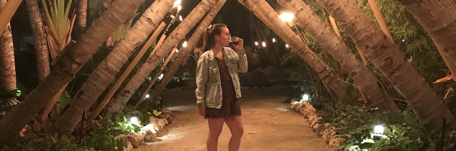 Lizzie_Barrett2's profile banner image