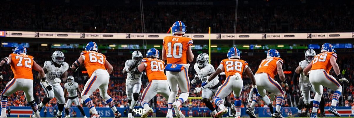 Alex 🤙🏼 banner