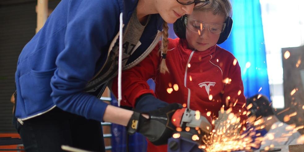 TinkeringSchool's profile banner image
