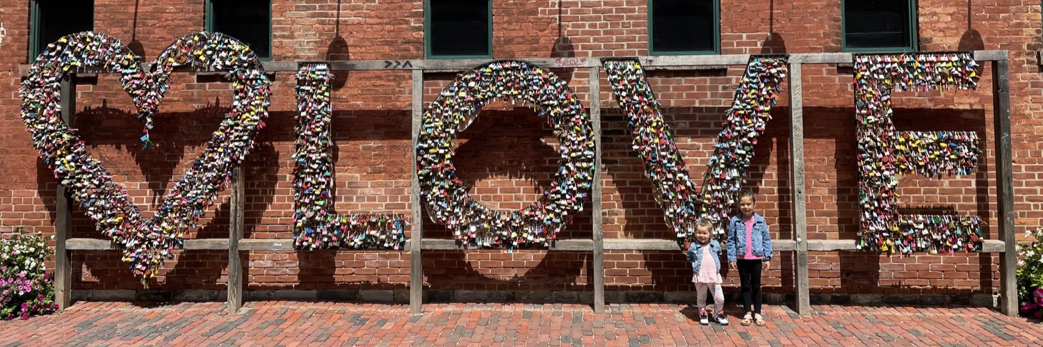 George Saratlić banner