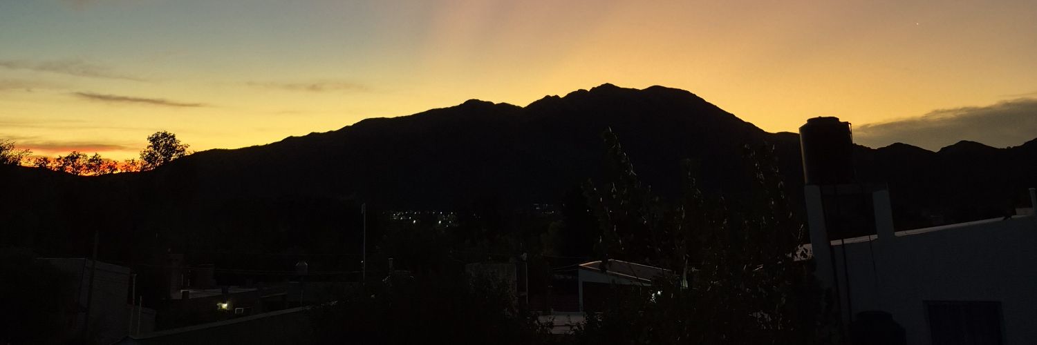 tomii_gimenez's profile banner image