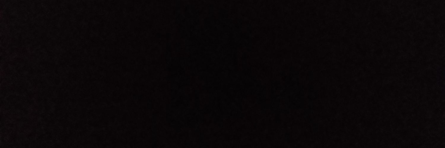 yhinji's profile banner image