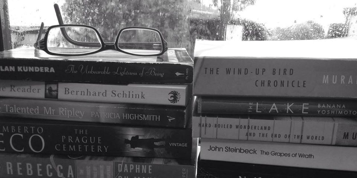 randombookmuses's profile banner image