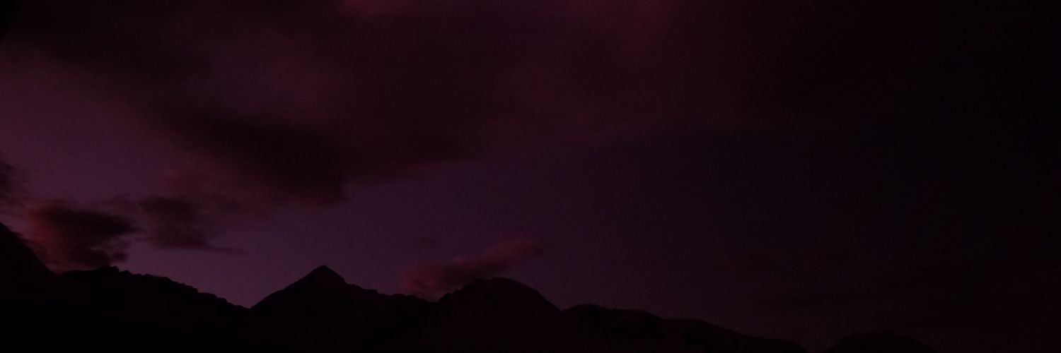 yxmi999's profile banner image