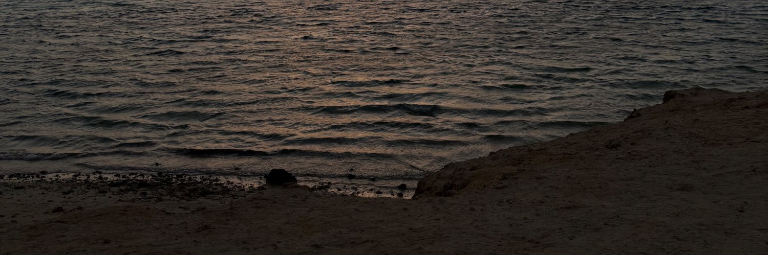 t0t2_'s profile banner image