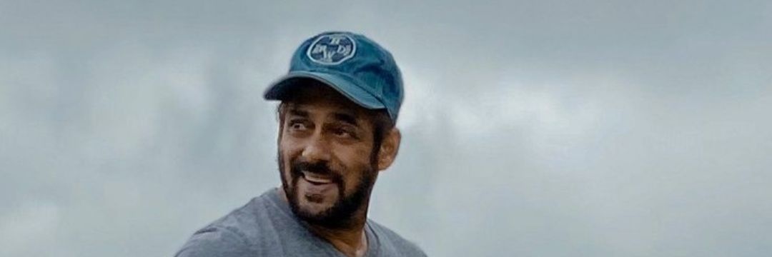 debayan357's profile banner image