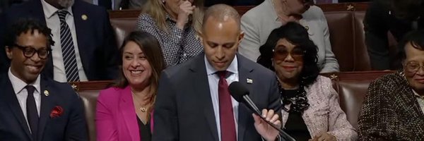 LuzRivas Profile Banner