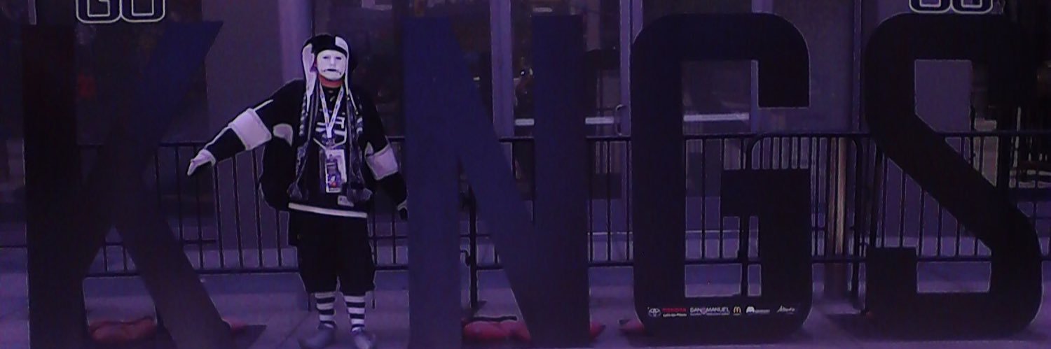 ed1014's profile banner image