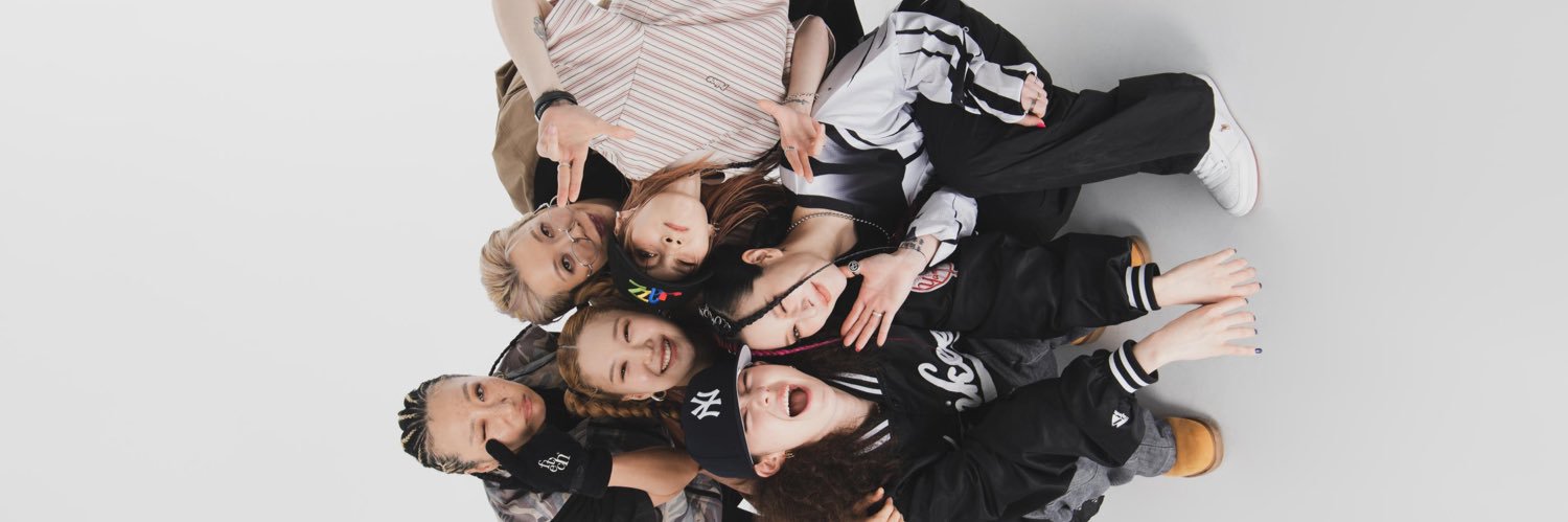 춐 banner