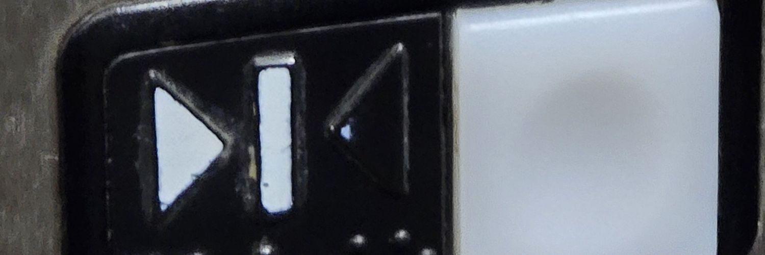 betelo995's profile banner image