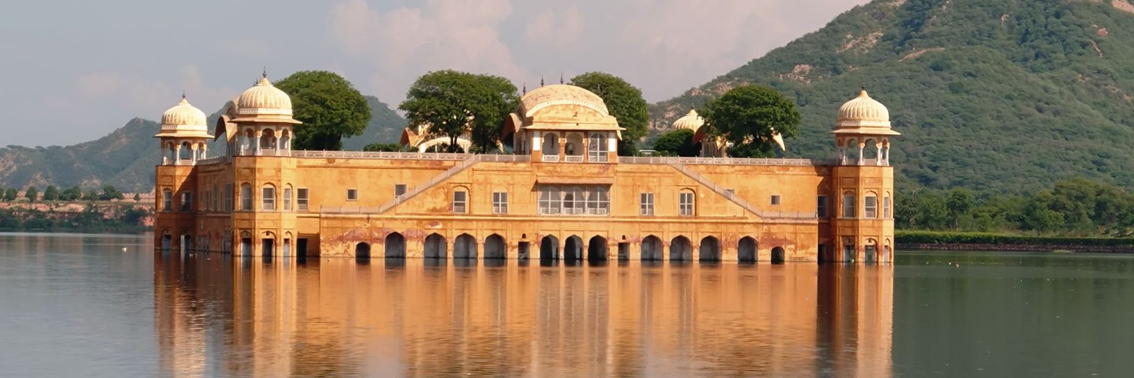 負け犬チョンミ banner