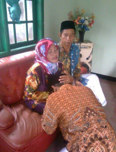 ade_mahmudin's profile banner image