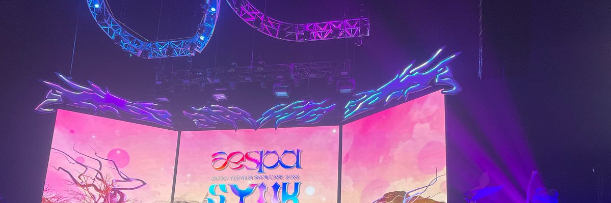 M⭐︎ banner