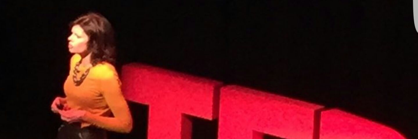 Christine Loscher banner