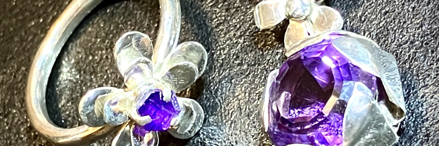 WR0303's profile banner image