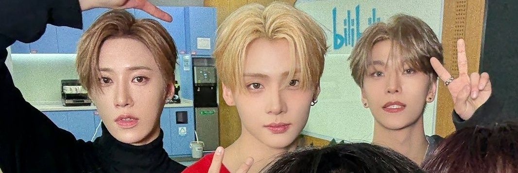 Lyonee🌷💙 banner