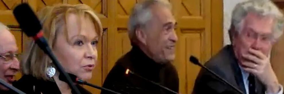 mchristine gryson banner