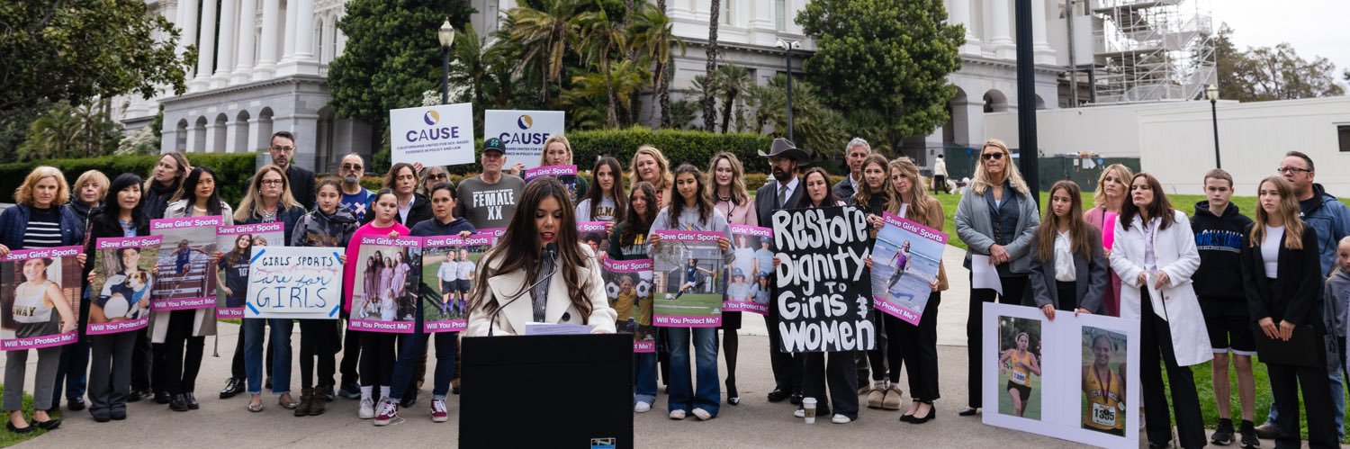 Sophia Lorey's banner