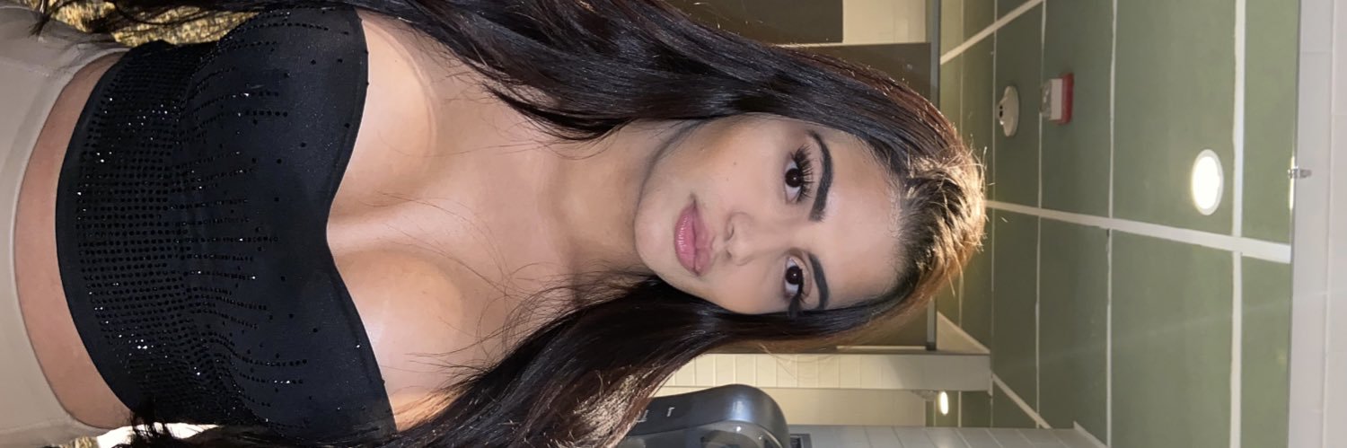 alinegsantos_'s profile banner image