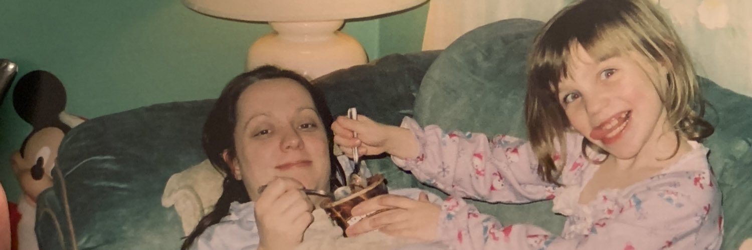 lilyannaveit's profile banner image