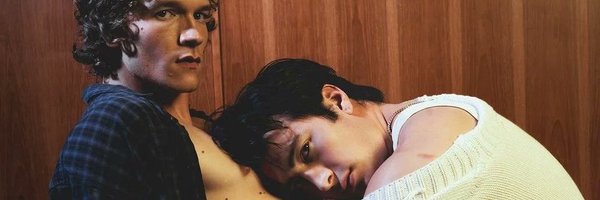 weirdoisswan Profile Banner