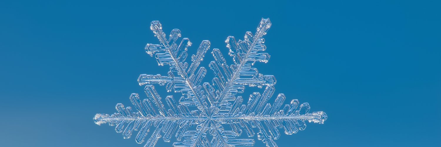 Isaac González ❄️ banner