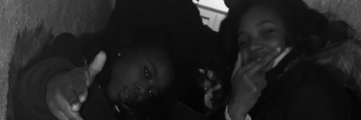 Paradiselovee_'s profile banner image