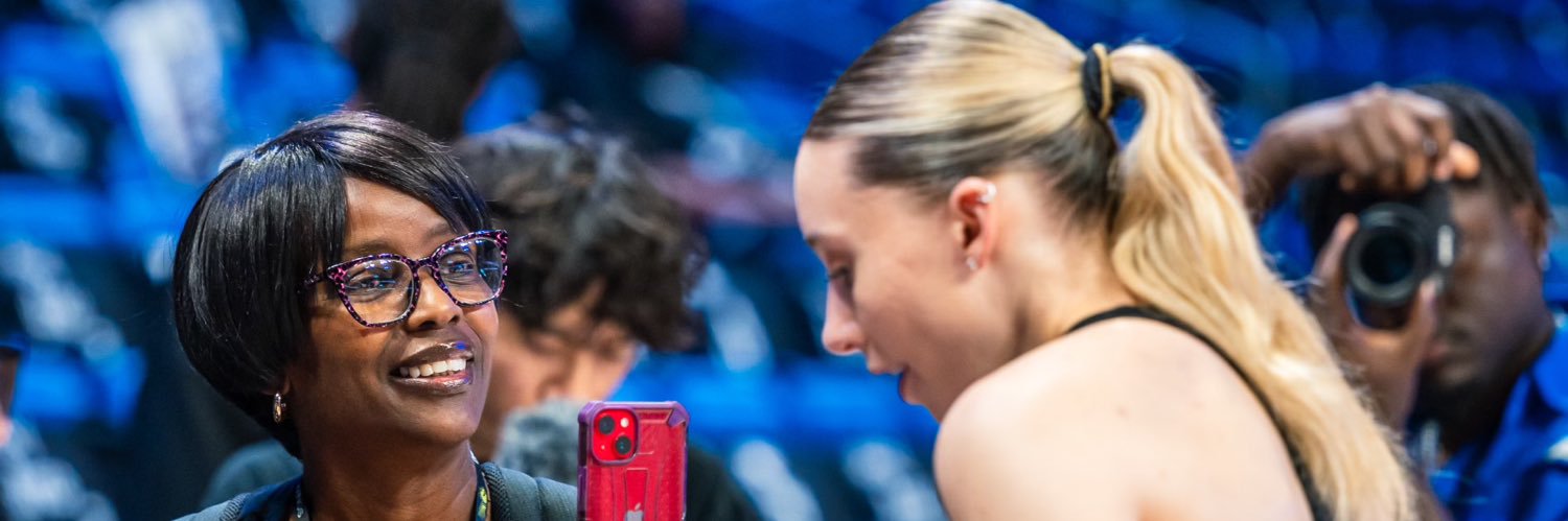 Dorothy J. Gentry banner