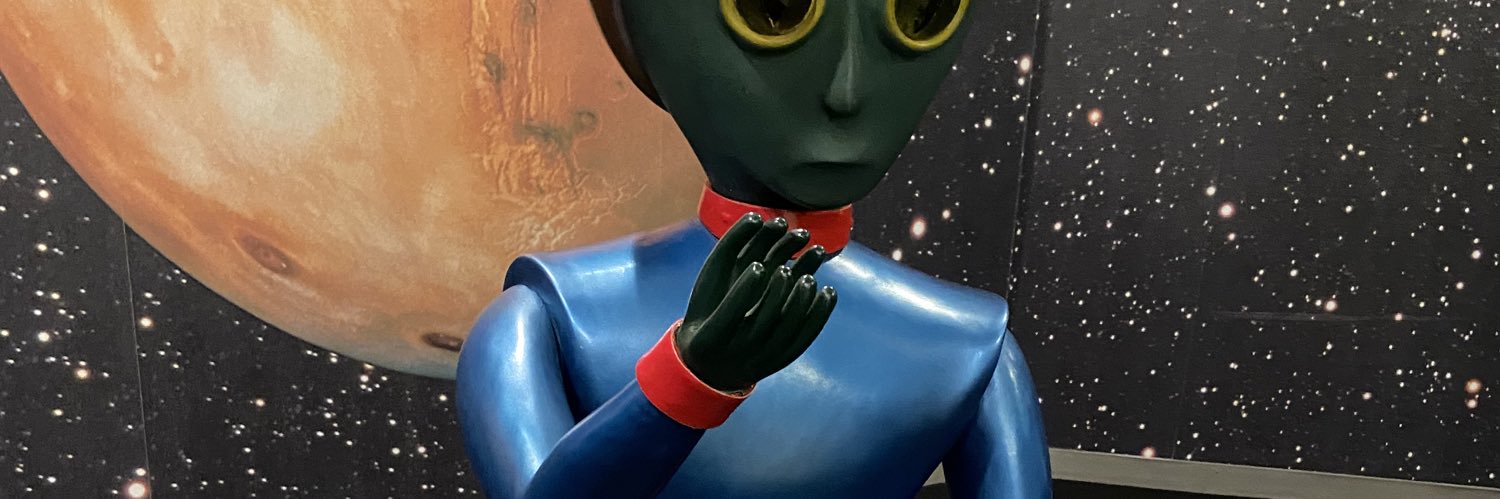 hlcnee's profile banner image