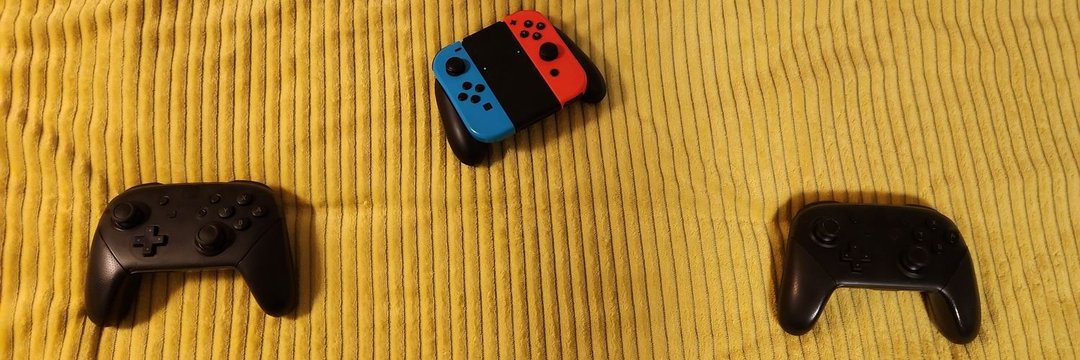 A Joycon Switch 2 Controller's banner