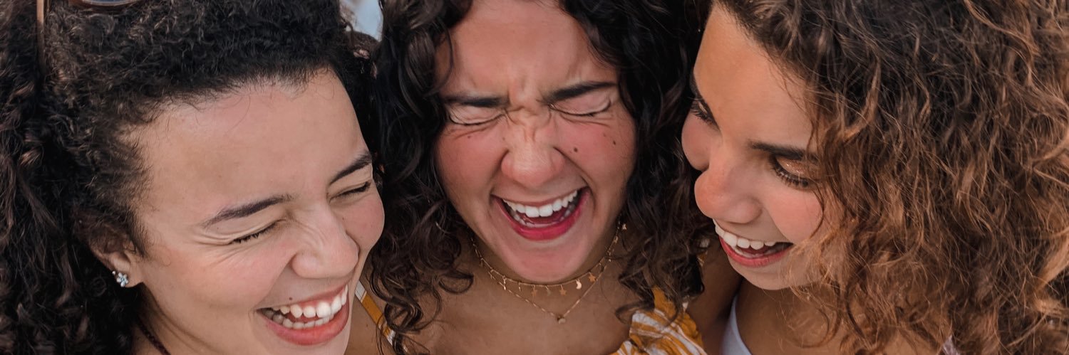 anakecilly's profile banner image