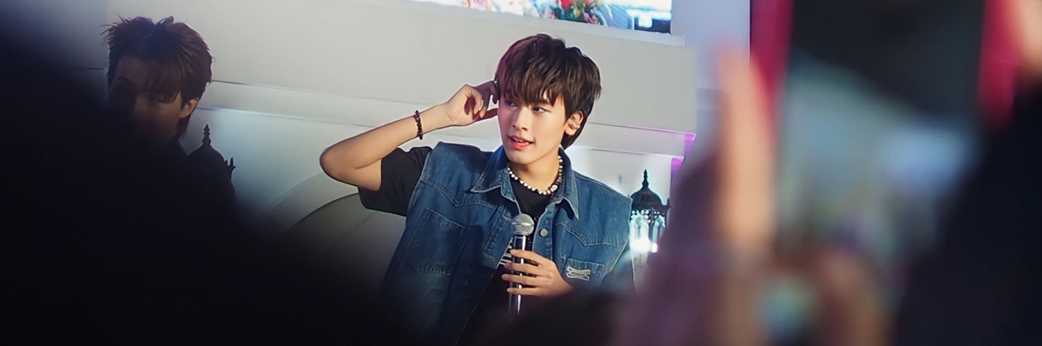 𝒢𝑒𝓉 𝑜𝓃 𝓌𝒾𝓉𝒽 𝒢𝑜𝓇𝓃˚ ༘♡ banner