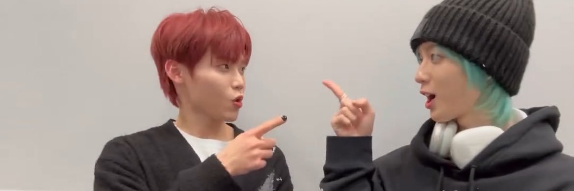 𝙃 banner