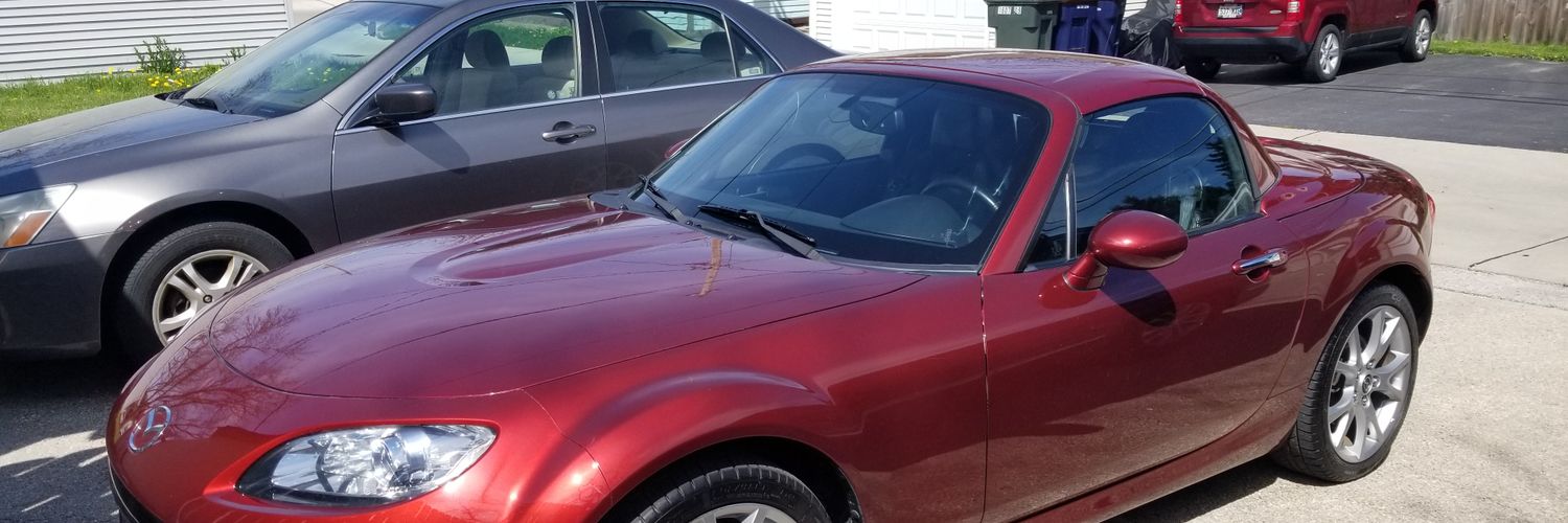 d_race's profile banner image
