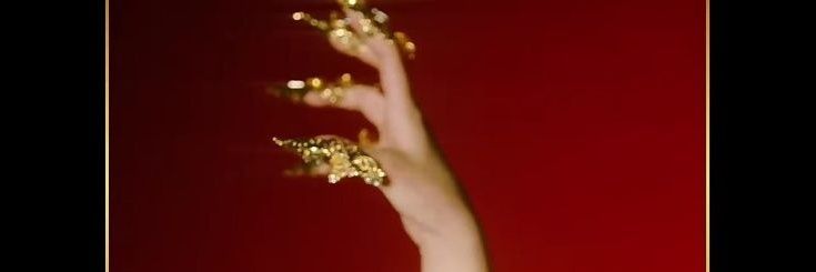 ♱'s banner