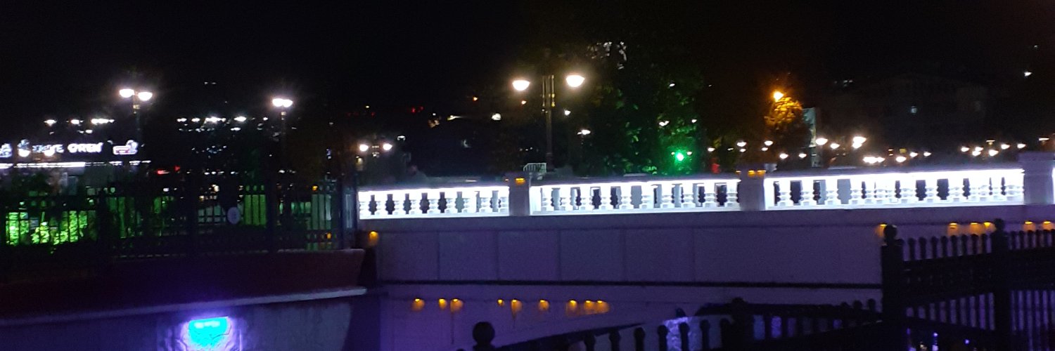 eylulviip's profile banner image