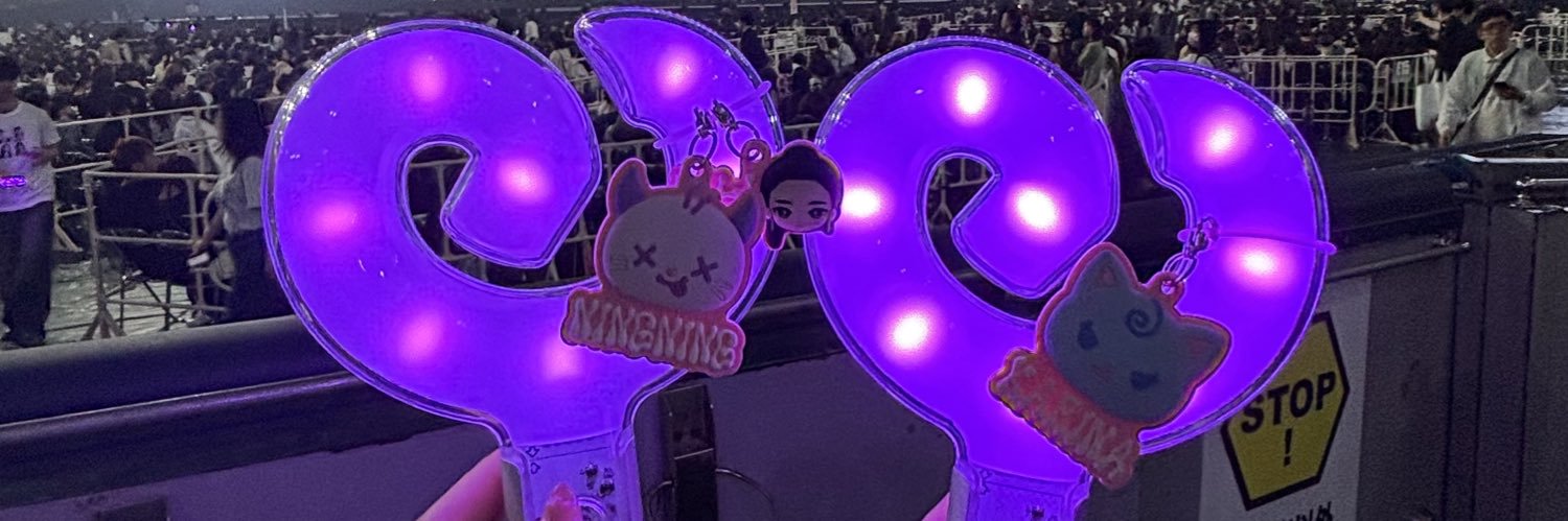 x_01OO1's profile banner image