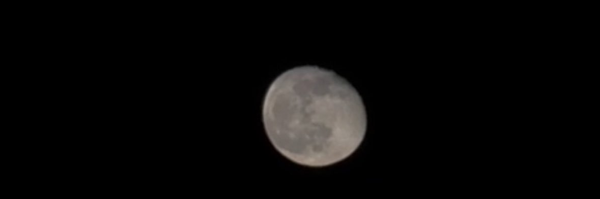 M banner