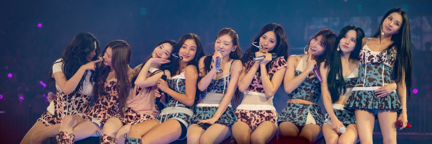 𝘥𝘢𝘯𝘳𝘰𝘳𝘰 banner