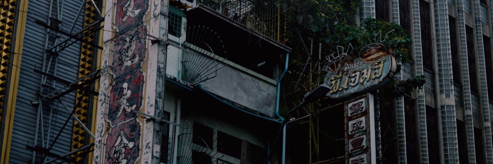 _moviola_'s profile banner image