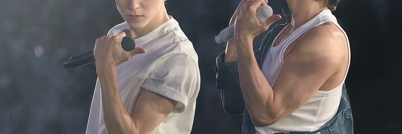 lunarcoups's profile banner image
