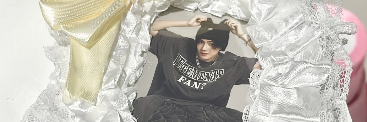 qerxreq's profile banner image