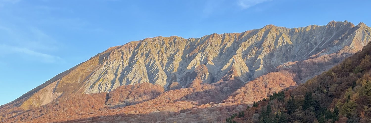 めいりょ～ banner